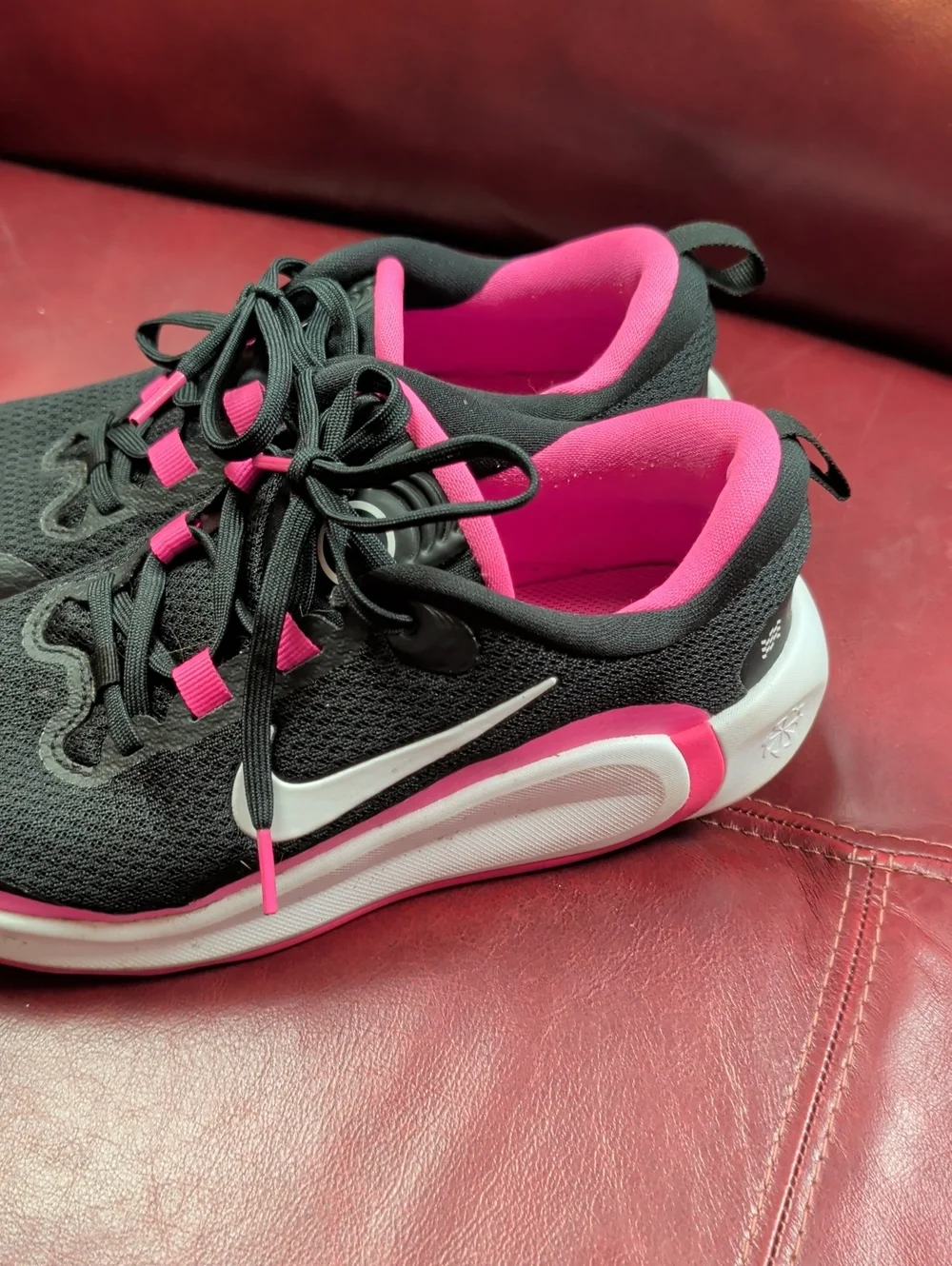 Nike Infinity Flow Comfront Athletic Shoes Girl's Size 5.5